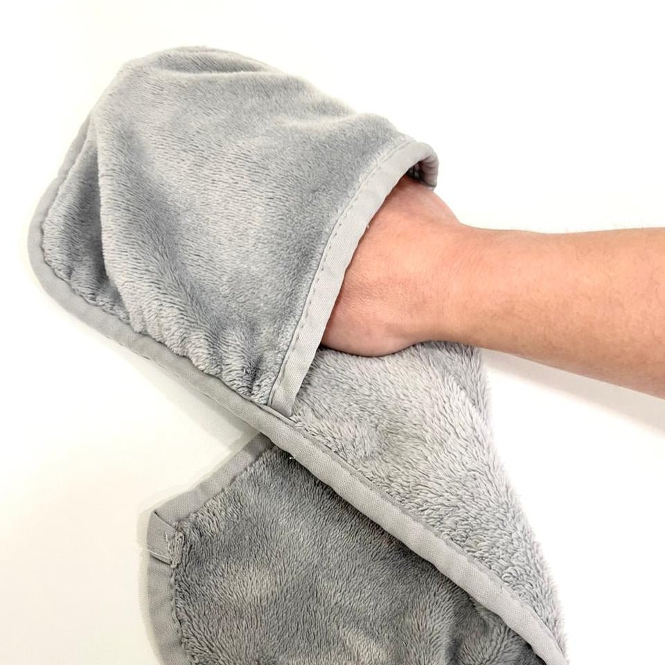 Using Prime Skincare Microfiber Face Towel 
